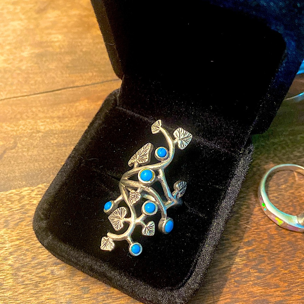 Silver and turquoise ring
